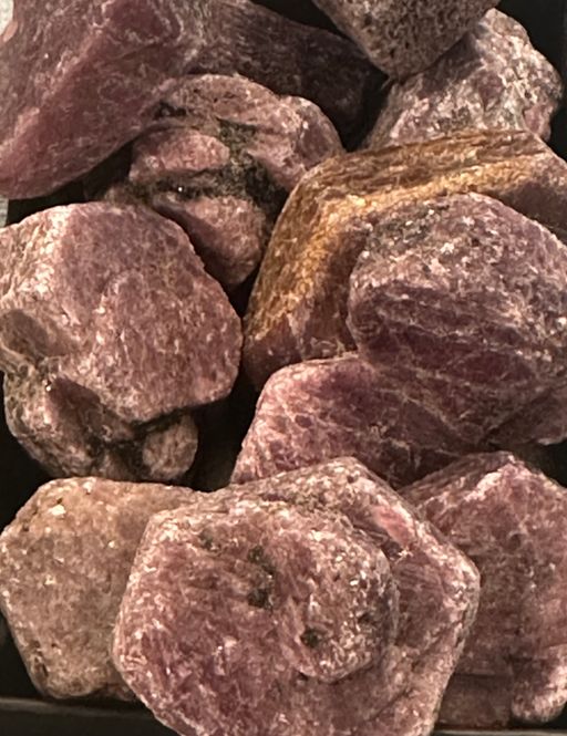 Hovedbilde Rubin Natur Råstein 10-20gram